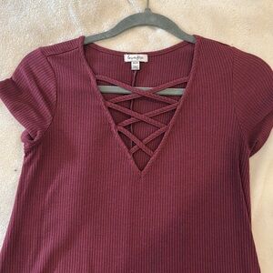 Short Crisscross V-Neck Dress in Wine